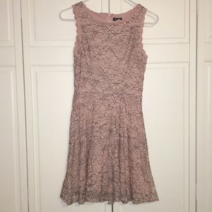 Pink Lily Rose Lace Dress Extra Small